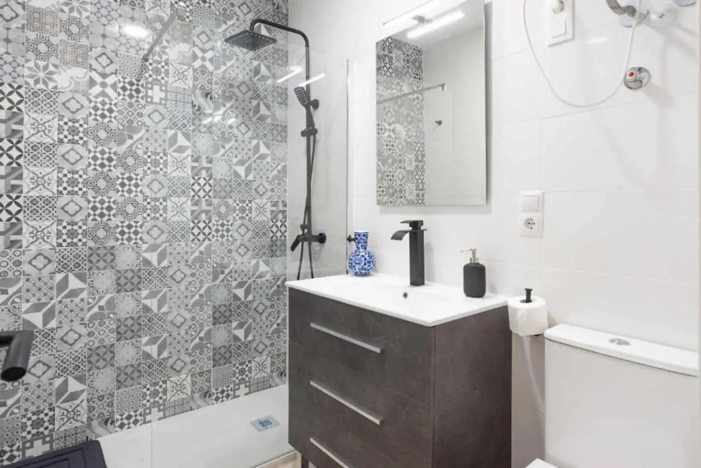 Apartamento Vialia Suites Cinema Málaga