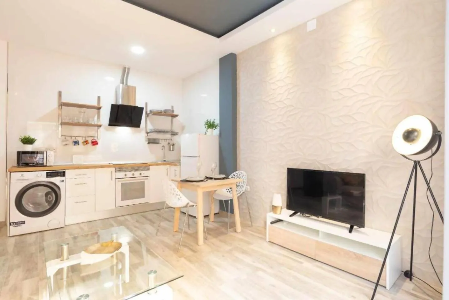Vialia Suites Cinema의 연락처